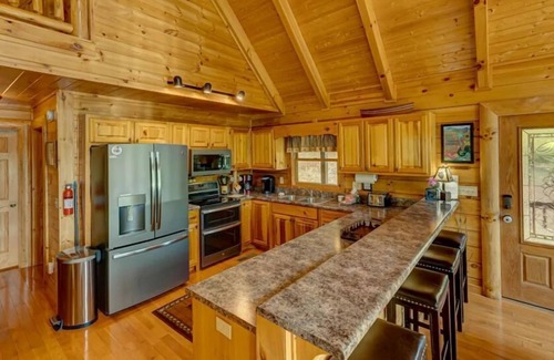 Necowa Cove Cabin | Bearway To Heaven