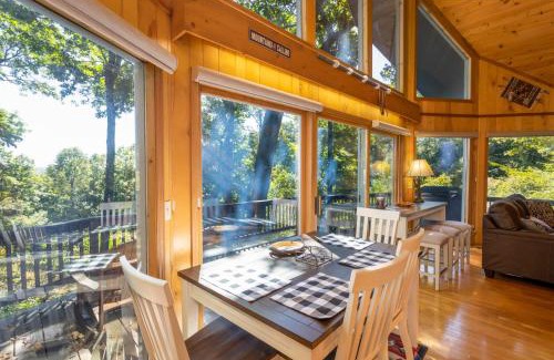 Fleetwood House | Beary Blessed Cabin