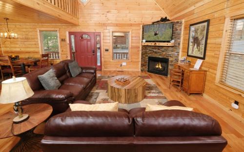 White Oak Lodge Villa | Beary Dreamy
