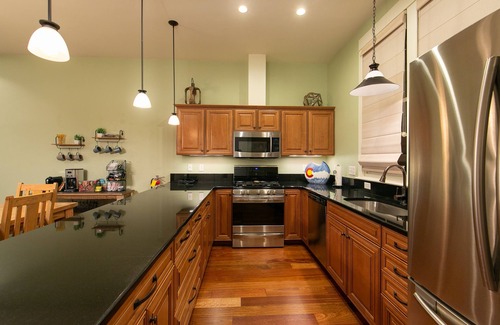 Buena Vista House | Beat the Heat at Riverhouse Retreat on South Main