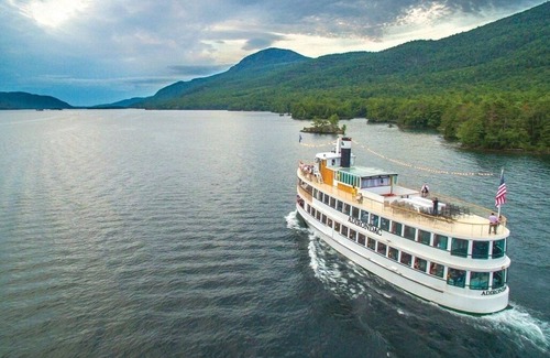 Lake George Cottage | Beatty Road Cottage- Steps From The Water, Restaurants & Activities