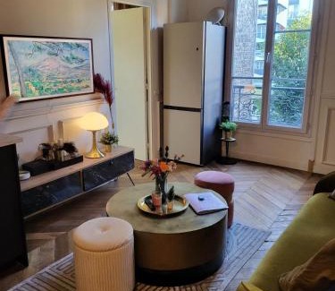 Plaisance Apartment | Beau 2 pièce, tout équipé et calme