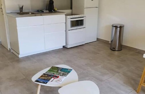 Cassis Apartment | Beau T2 Dans le Centre Ville Parking et Balcon