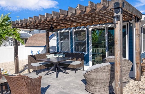 Mystic Island House | Beautifully updated waterfront home great for families & friends +beach badges.