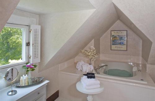Claxton Community Bed & Breakfast | Beaufort House Inn
