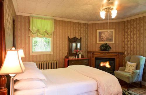 Claxton Community Bed & Breakfast | Beaufort House Inn