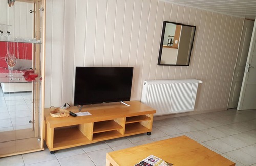 Saint-Germain-les-Corbeil House | Beautiful Studio 30 km from Paris
