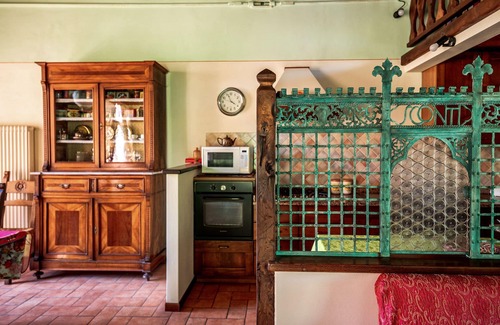 Castelnuovo di Garfagnana Villa | Beautiful private villa for 6 people with WIFI, private pool, TV, patio, panoramic view and park.