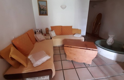 Manosque Apartment | Beautiful cottage calm manosque