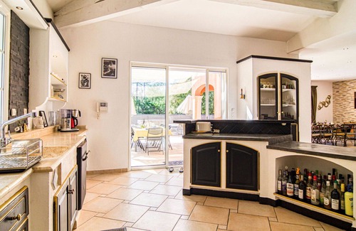 Meounes-les-Montrieux House | Beautiful private villa for 10 people with A/C, WIFI, private pool, hot tub, TV, terrace and par.