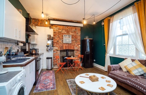 Royal Tunbridge Wells Apartment | Beautiful Apartment in the Pantiles