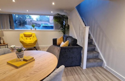 Ilkeston Apartment | Beautiful 1-Bed Apartment in Derbyshire