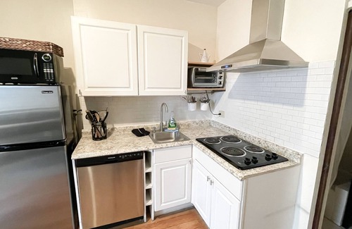 Hamilton Heights House | Beautiful 1 Bedroom in a Private Townhouse