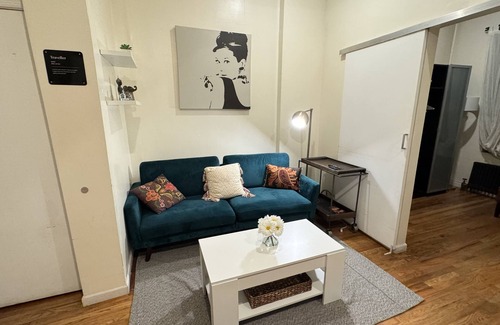 Hamilton Heights House | Beautiful 1 Bedroom in a Private Townhouse