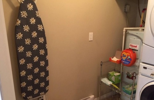 Regina House | Beautiful 1 Bedroom located in East Regina - 261C Fines Drive STA21-00145