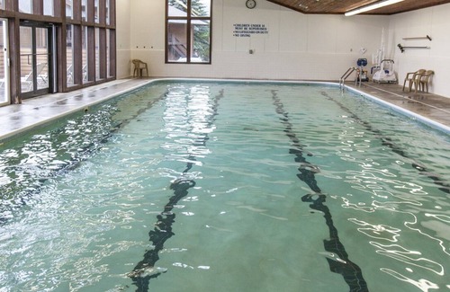 Hope Apartment | Beautiful 1 bedroom unit at resort, sleeps 4