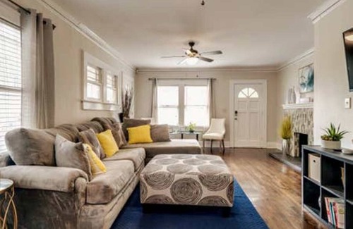 Jonesboro House | Beautiful 1920's Bungalow