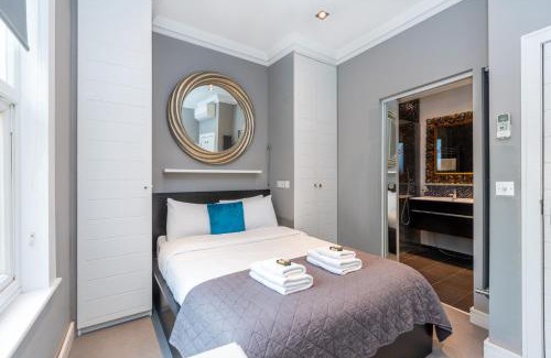 Thamesfield Apartment | Beautiful 1BR, 2 min Putney Train St, 5min to Tube