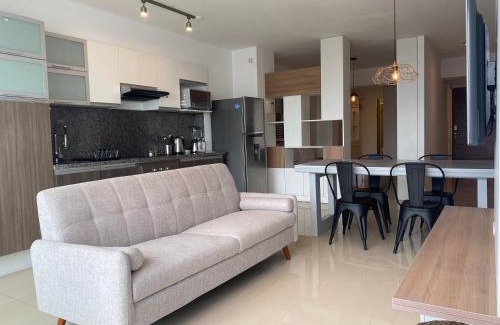 Petit Jean Ocharan Apartment | Beautiful 1BR with Balcony in Miraflores