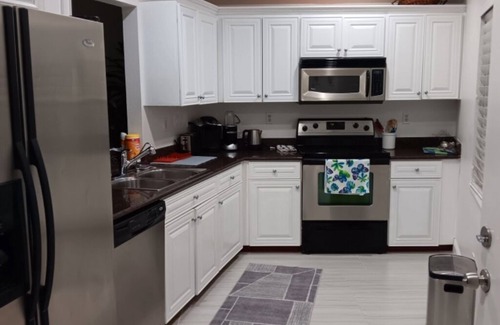 Belleair Beach Condo | Beautiful 2/2 condo right on the beach with water view from every room.