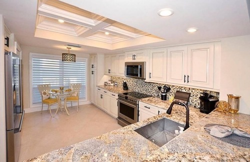 Stuart Condo | Beautiful 2/2 with Lake and Golf Course Views!