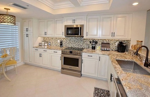 Stuart Condo | Beautiful 2/2 with Lake and Golf Course Views!