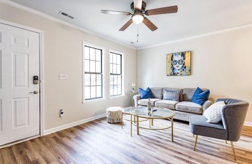 Southwest Raleigh House | Beautiful 2 bdr Townhome w King bed and free wifi
