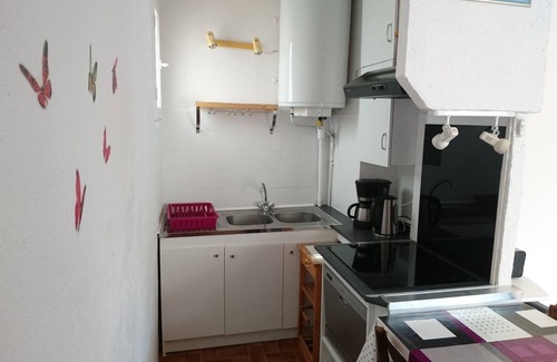 Narbonne-Plage Apartment | Beautiful 2 bedroom apartement, 2 min away from the beach.