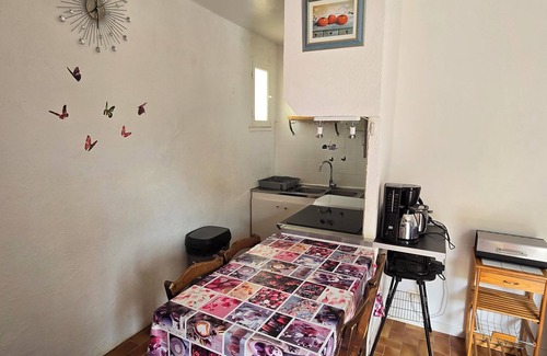 Narbonne-Plage Apartment | Beautiful 2 bedroom apartement, 2 min away from the beach.