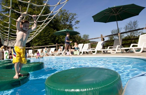 Jeffersonville Apartment | Beautiful 2 bedroom unit at resort, sleeps 6