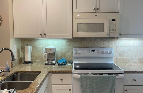 Briarcliffe Acres Apartment | Beautiful 2 Bedroom Tennis Villa in Ocean Creek