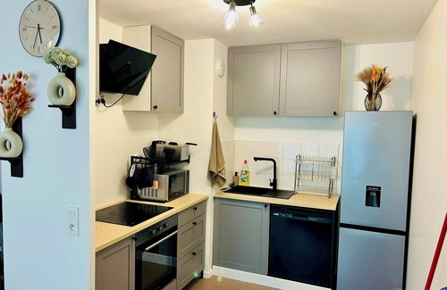 Viroflay Apartment | Beautiful 2 bedroom apartment 2 min from Versailles