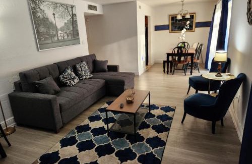 Southwest Orlando Apartment | Beautiful 2-Bedroom Condo Near Universal and other Orlando Attractions, King Bed & Wi-Fi