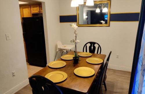 Southwest Orlando Apartment | Beautiful 2-Bedroom Condo Near Universal and other Orlando Attractions, King Bed & Wi-Fi