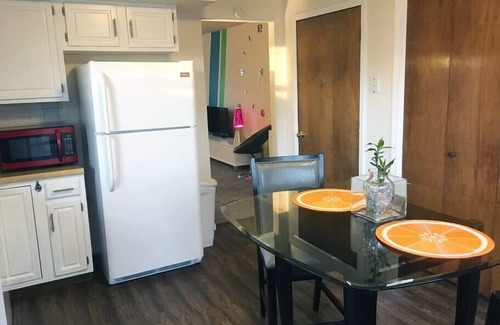 St. Joseph House | Beautiful 2-Bedroom Lodging with Awesome Amenities