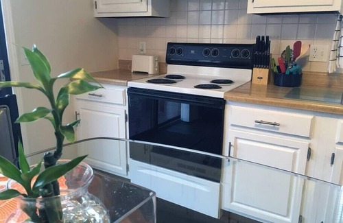 St. Joseph House | Beautiful 2-Bedroom Lodging with Awesome Amenities