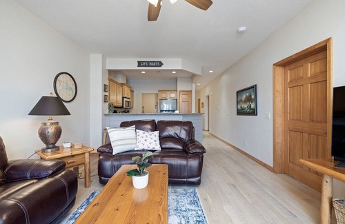 Branson Condo | Beautiful 2 Bedroom Lakefront Condo