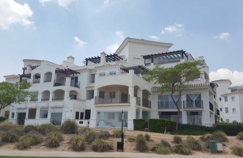 Sucina Apartment | Beautiful 2 Bedroom Property With Tourist Licence