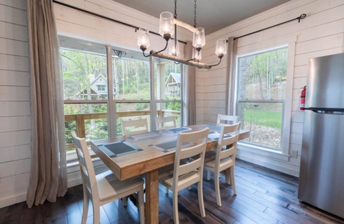 Highlands Cottage | Beautiful 2-bedroom, sleeps 6, modern mountain chic cottage - Limbertwig