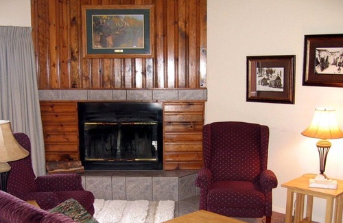 Ruidoso Apartment | Beautiful 2 bedroom unit at resort, sleeps 6