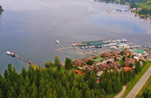 Hope Apartment | Beautiful 2 bedroom unit at resort, sleeps 8