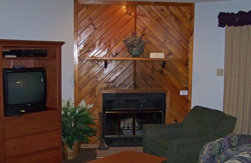 Drums Apartment | Beautiful 2 bedroom unit at resort, sleeps 6