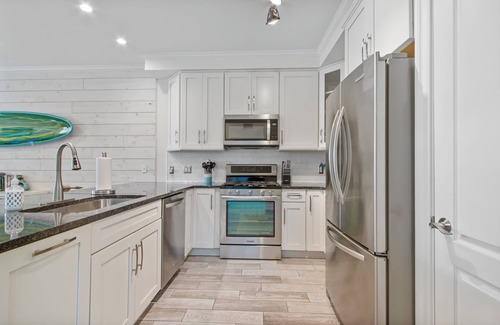 Dewey Beach Condo | Beautiful 2 Bedroom Penthouse at the Residences