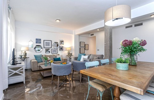 Centro Apartment | Beautiful 2-bedrooms apartment near Cathedral of Malaga. Litoral