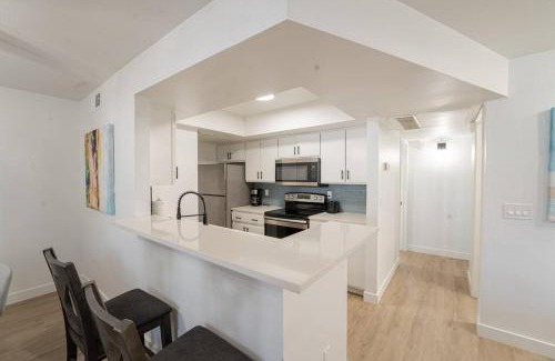 Mesa Apartment | Beautiful 2 BR Mesa Riverview Apt, Close to 202 HW!