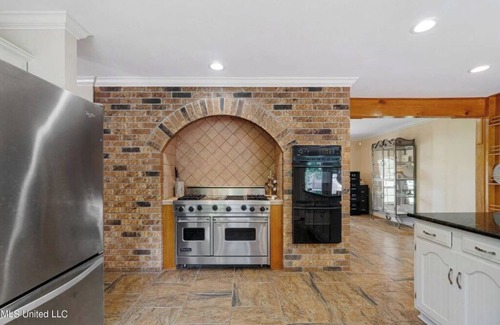 McNeill House | Beautiful 263 Acre Lake Front Estate