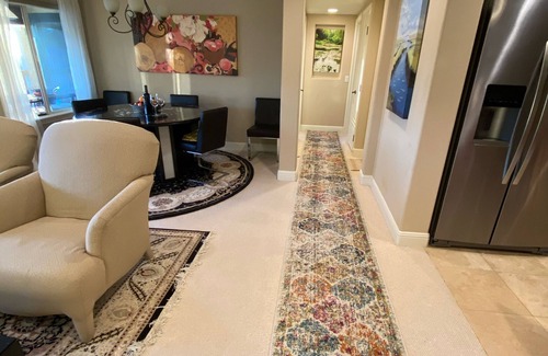Village of La Jolla Condo | Beautiful 2B/2B Condo in the Village/Downtown La Jolla