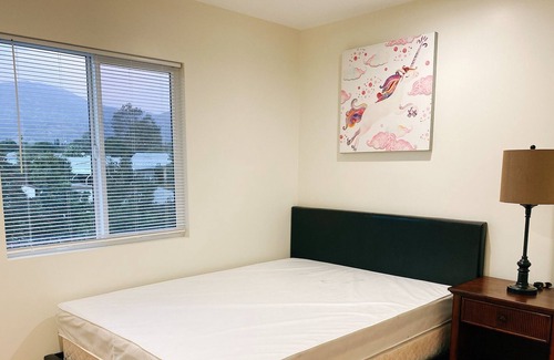 Mayflower Village House | Beautiful 2B2B Apt Near City of Hope