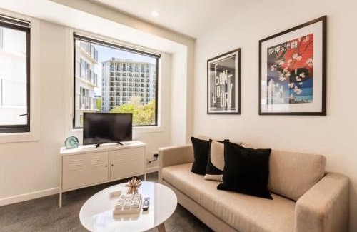 Newton Apartment | Beautiful 2BR Unit next to Myers Park Zodiak Stays