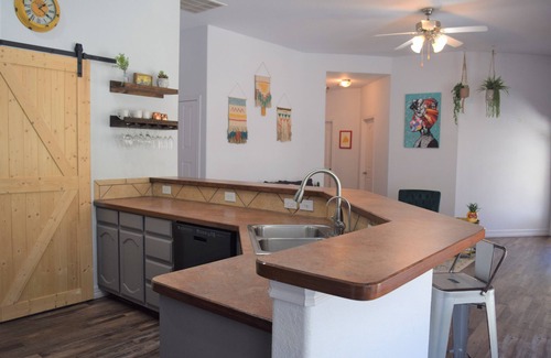Keller House | Beautiful 3/2 home in the Keller Area!